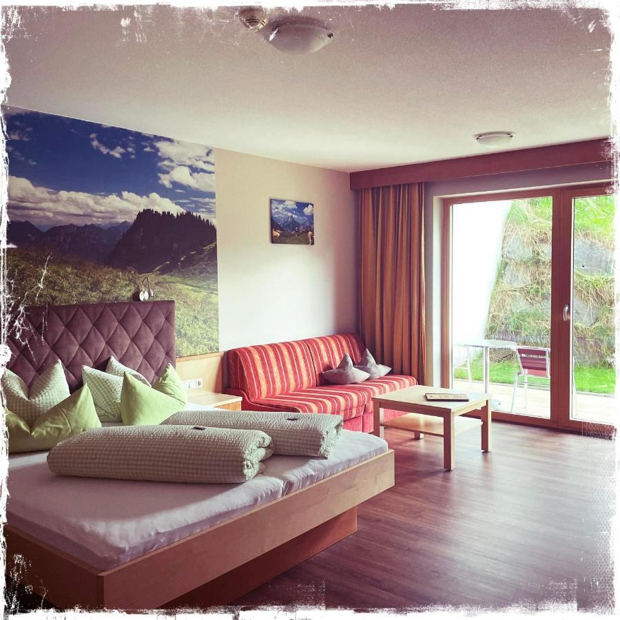 Hotel Garni Alpendiamant Fiss Exteriör bild