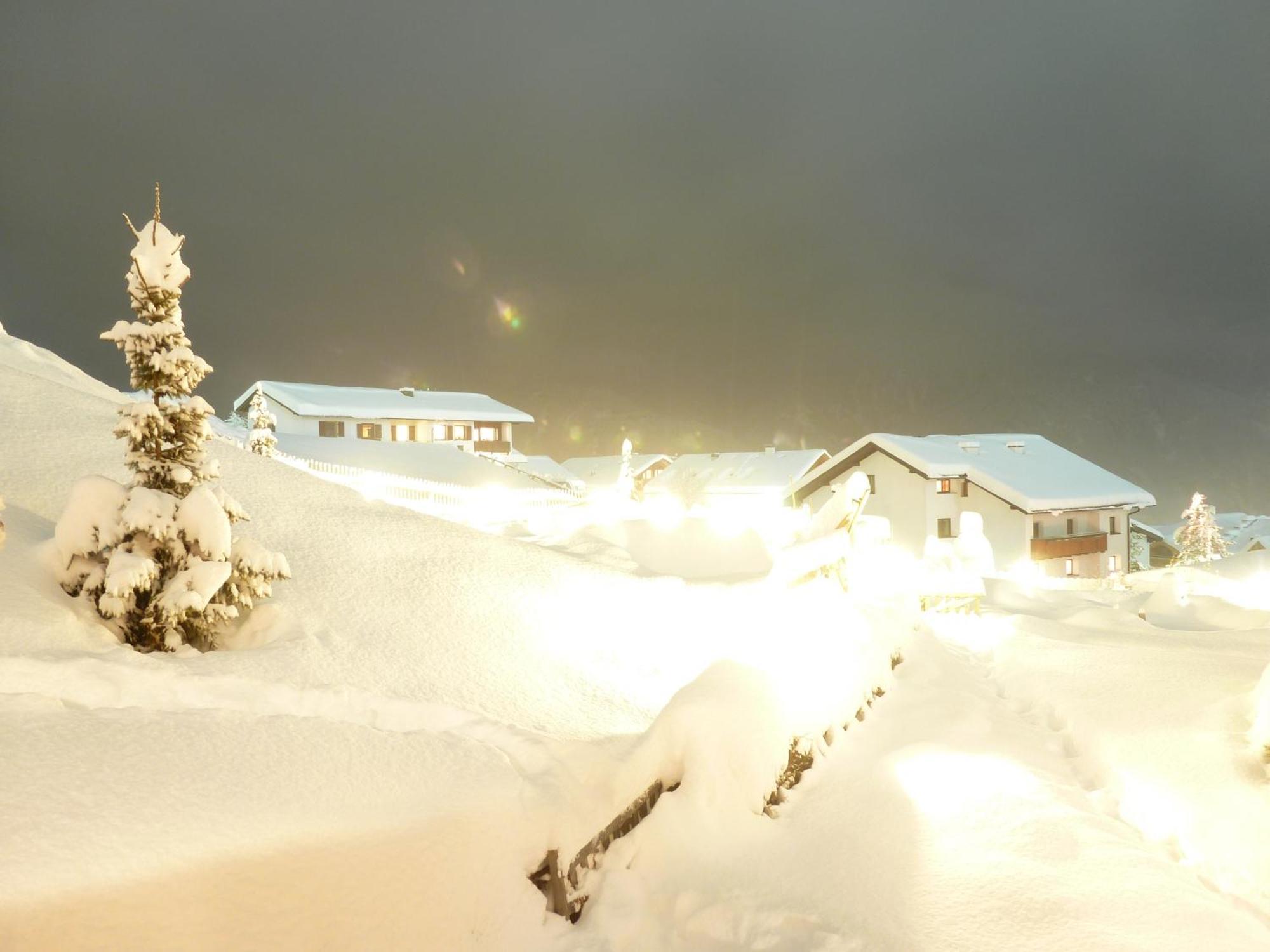 Hotel Garni Alpendiamant Fiss Exteriör bild
