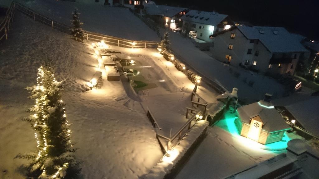 Hotel Garni Alpendiamant Fiss Exteriör bild